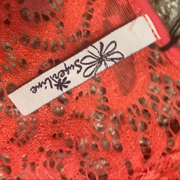 Shirt - Picture 3 of 4